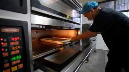 國貨經(jīng)濟雙看點 文具出海拓市場，月餅新老相融旺產(chǎn)銷